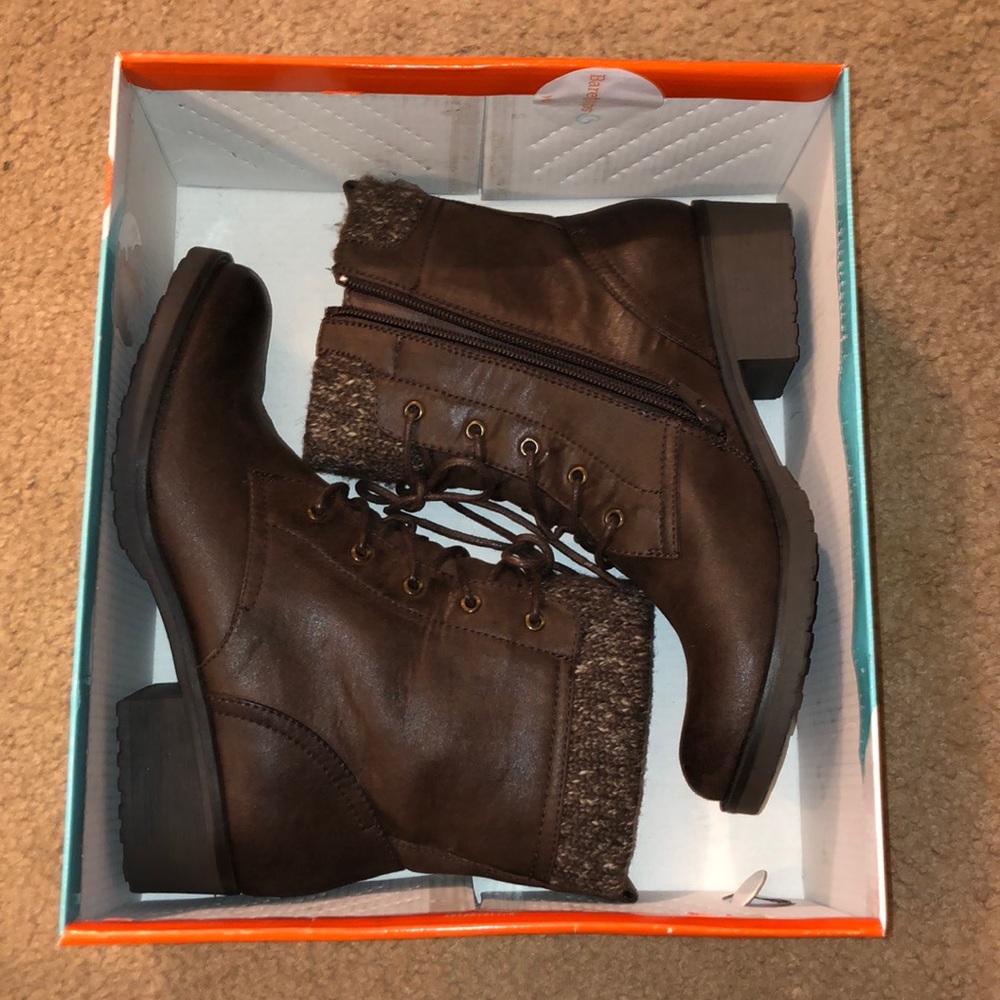 women’s brown leather boots